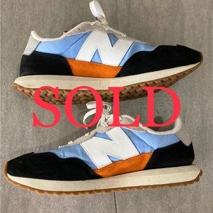 New Balance (NB)- Kids Sneaker SZ 6